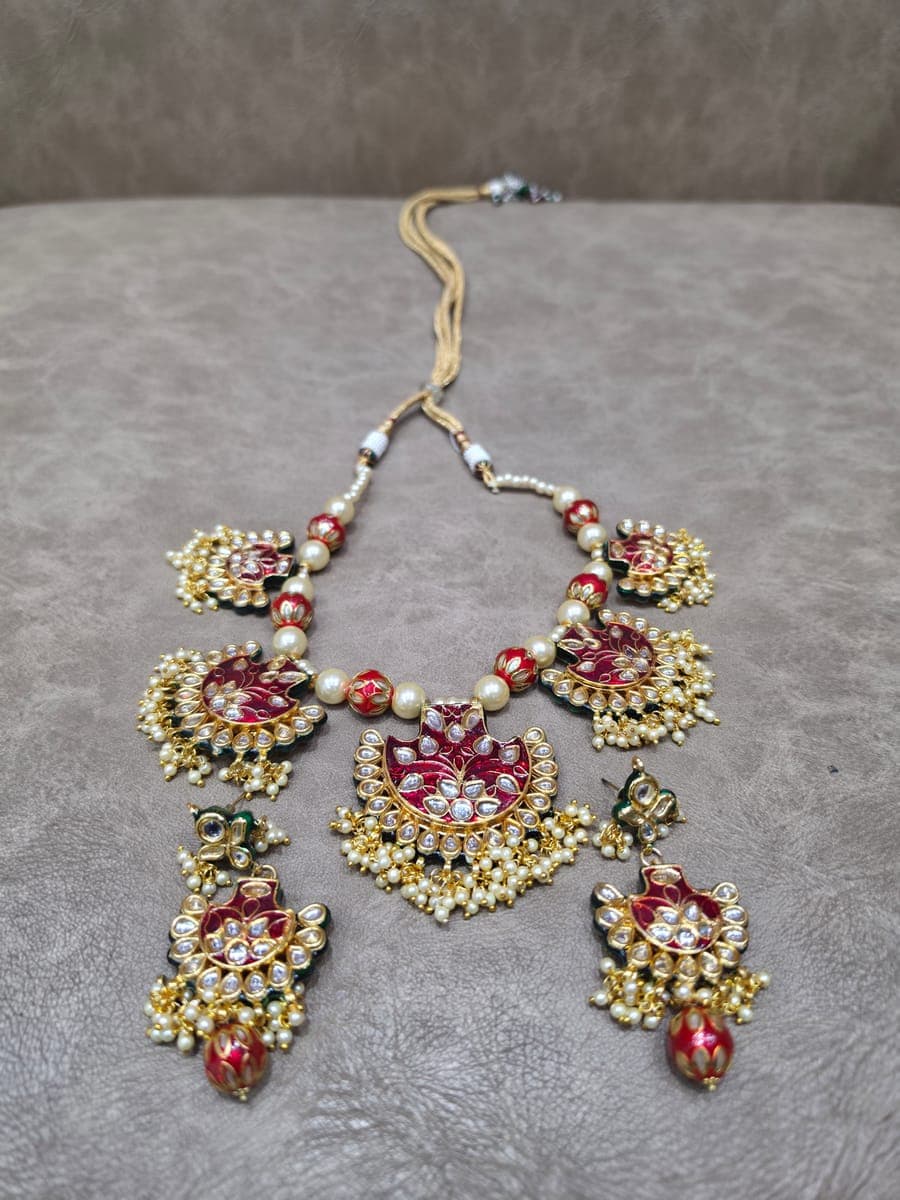Necklace — Design 02