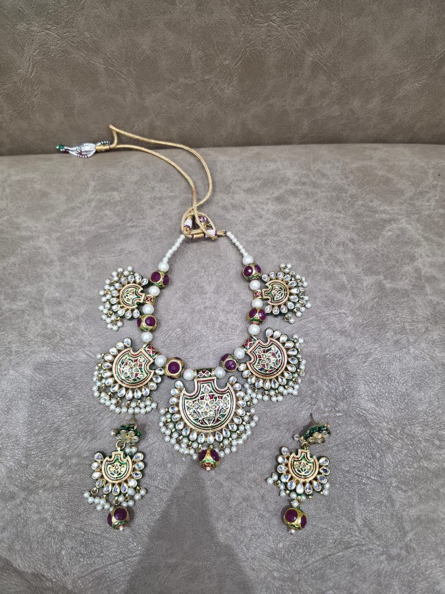 Necklace — Design 05